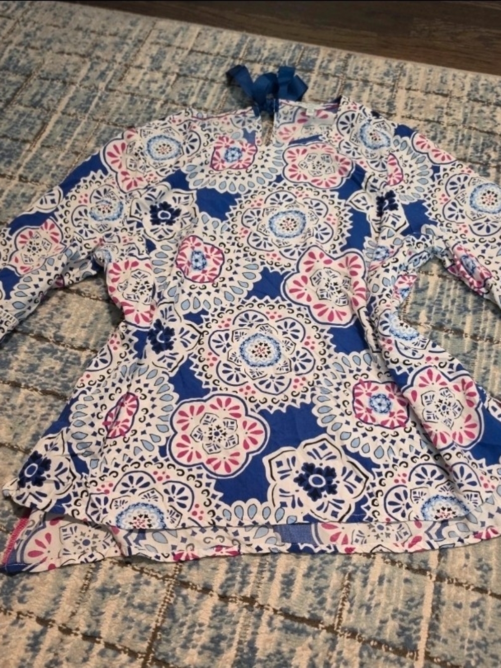 crown & ivy Blue and Pink Floral Medallion Tunic
